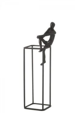 Statue Personnage Pensif Sur Cube Aluminium Noir