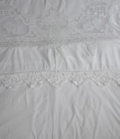 Housse De Couette + 2 Taies Reine Blanc Coquecigrues 240x260